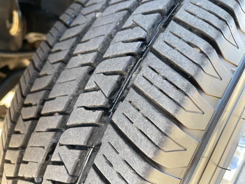 Chevrolet Silverado 2500 HD 4dr Ext Cab 157.5" WB C6P 4WD LS 2000