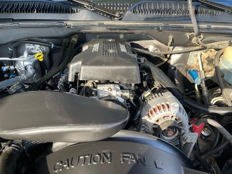 Chevrolet Silverado 2500 HD 4dr Ext Cab 157.5" WB C6P 4WD LS 2000