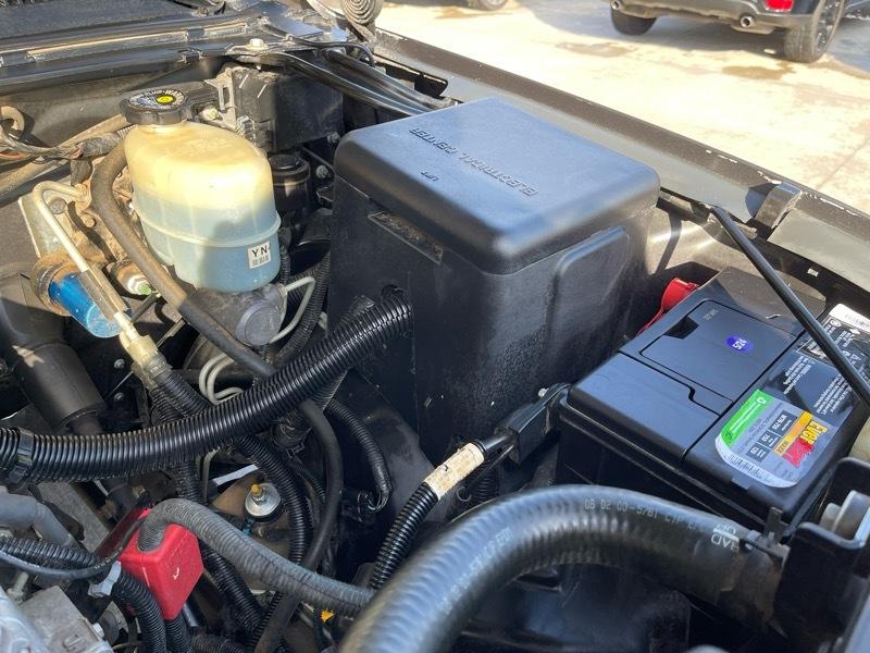 Chevrolet Silverado 2500 HD 4dr Ext Cab 157.5" WB C6P 4WD LS 2000