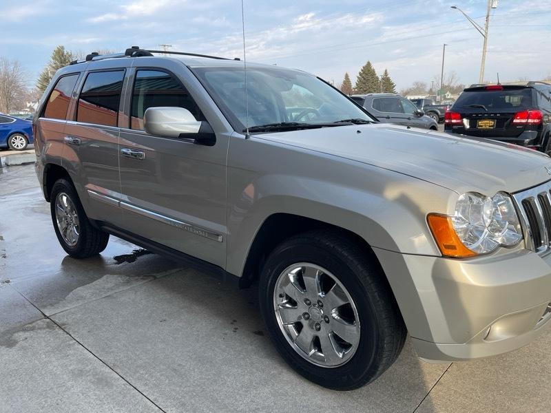 Jeep Grand Cherokee Limited 4WD 2010