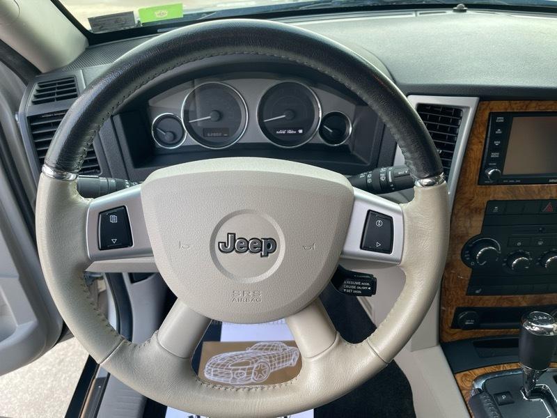 Jeep Grand Cherokee Limited 4WD 2010