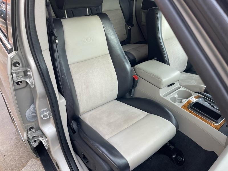 Jeep Grand Cherokee Limited 4WD 2010