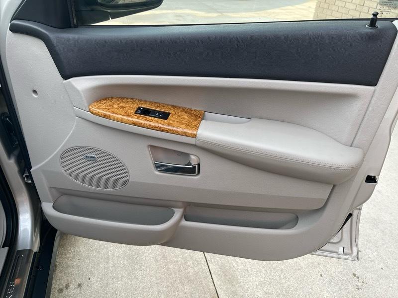 Jeep Grand Cherokee Limited 4WD 2010