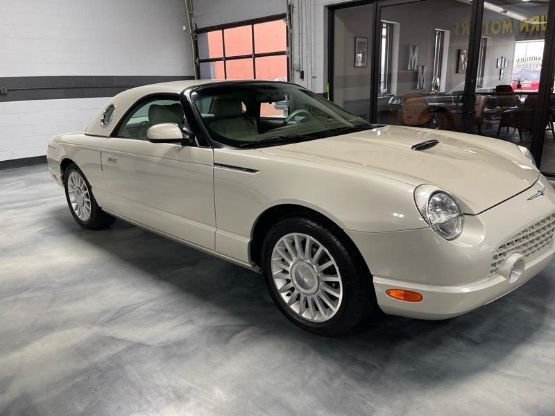 Ford Thunderbird 50th Anniversary 2005