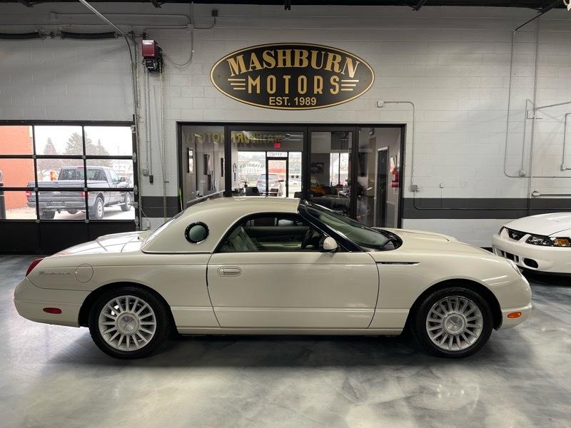 Ford Thunderbird 50th Anniversary 2005