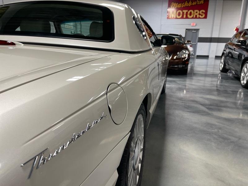 Ford Thunderbird 50th Anniversary 2005