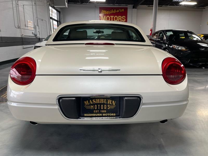 Ford Thunderbird 50th Anniversary 2005