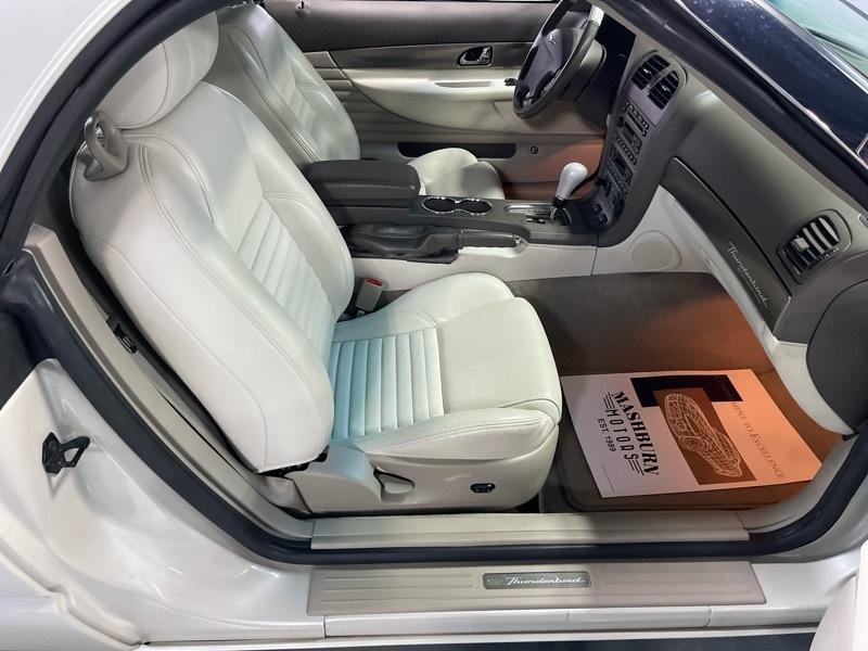 Ford Thunderbird 50th Anniversary 2005