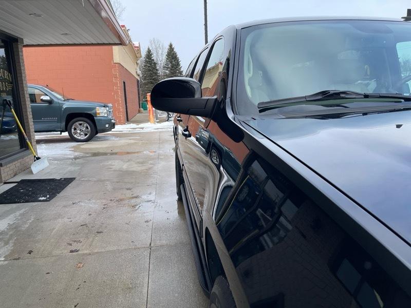 GMC Yukon XL SLT 1/2 Ton 4WD 2014