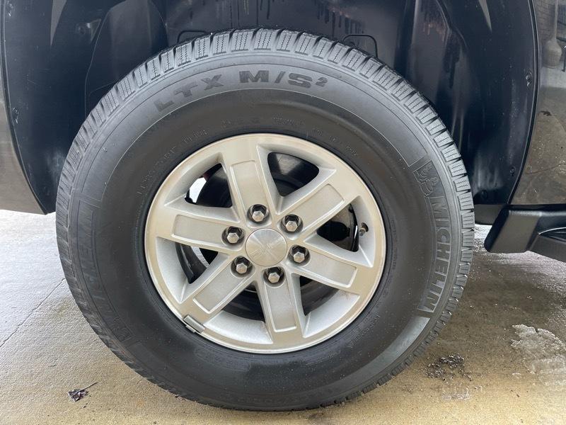 GMC Yukon XL SLT 1/2 Ton 4WD 2014