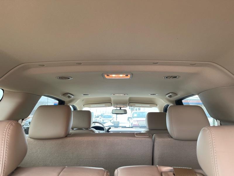GMC Yukon XL SLT 1/2 Ton 4WD 2014