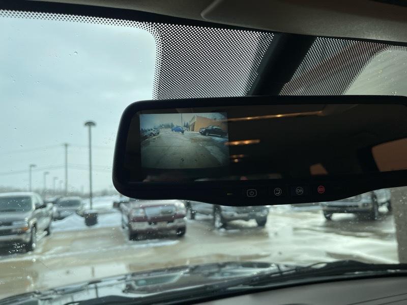 GMC Yukon XL SLT 1/2 Ton 4WD 2014