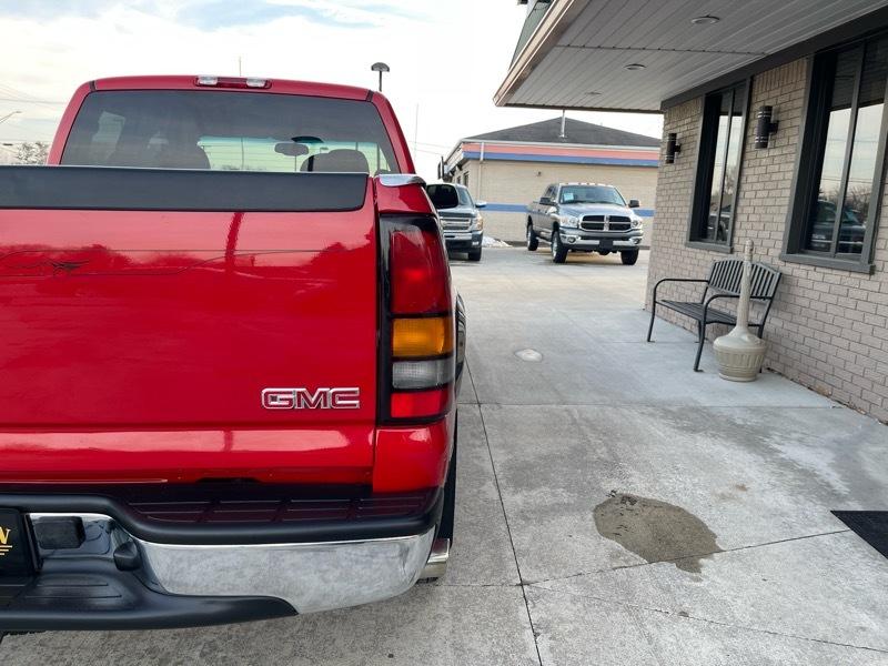 GMC Sierra 1500 SLE Ext. Cab Short Bed 4WD 2005