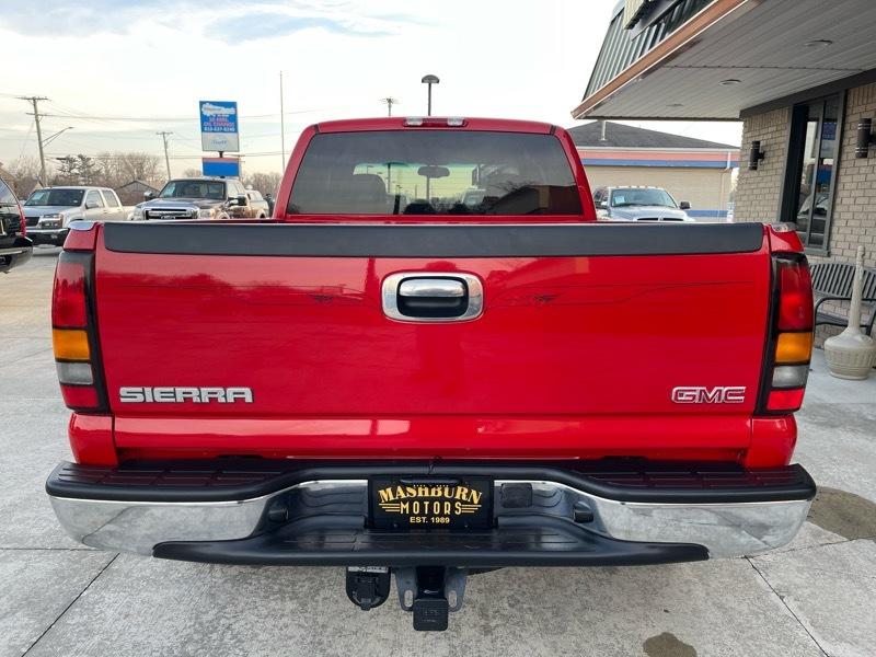 GMC Sierra 1500 SLE Ext. Cab Short Bed 4WD 2005