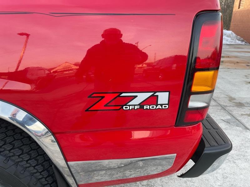 GMC Sierra 1500 SLE Ext. Cab Short Bed 4WD 2005