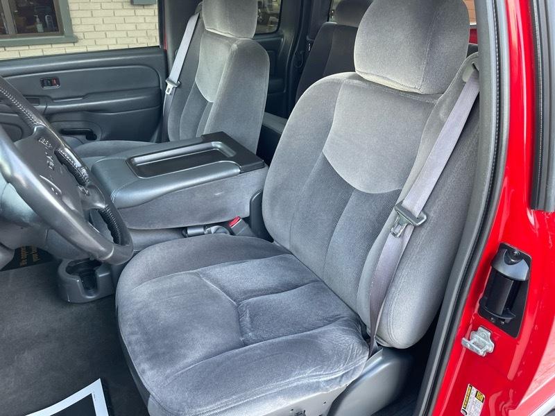 GMC Sierra 1500 SLE Ext. Cab Short Bed 4WD 2005