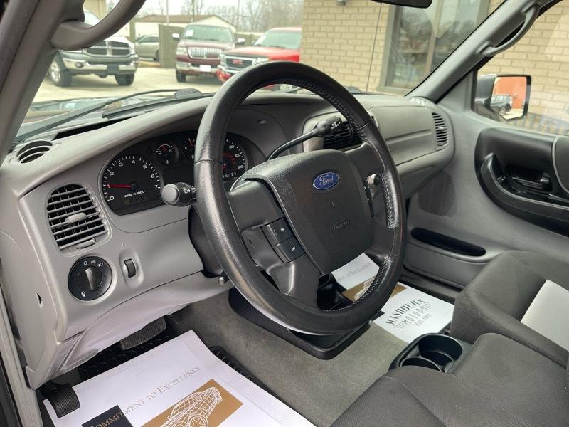 Ford Ranger XLT SuperCab 4-Door 4WD 2011