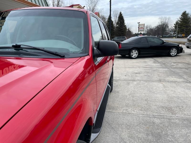 Ford Explorer XLT 4-Door 4WD 1998