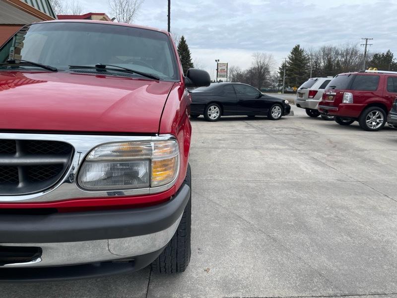 Ford Explorer XLT 4-Door 4WD 1998