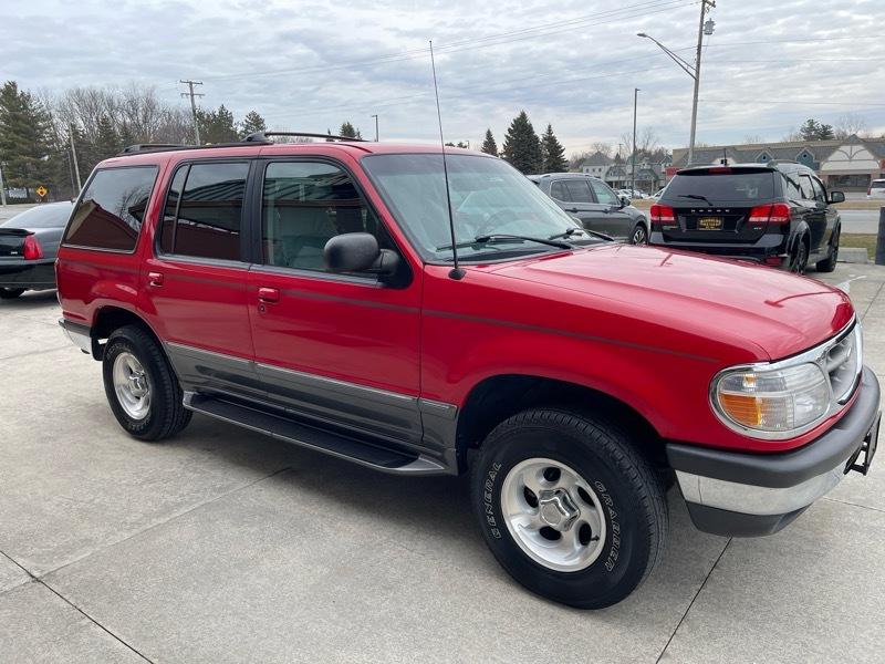 Ford Explorer XLT 4-Door 4WD 1998