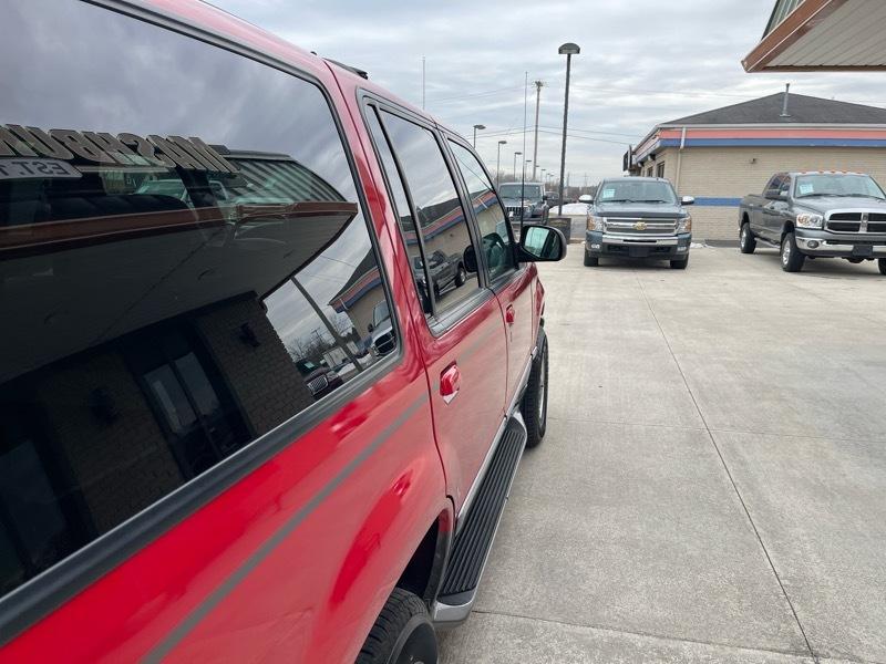 Ford Explorer XLT 4-Door 4WD 1998