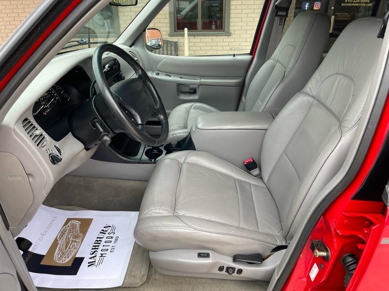 Ford Explorer XLT 4-Door 4WD 1998