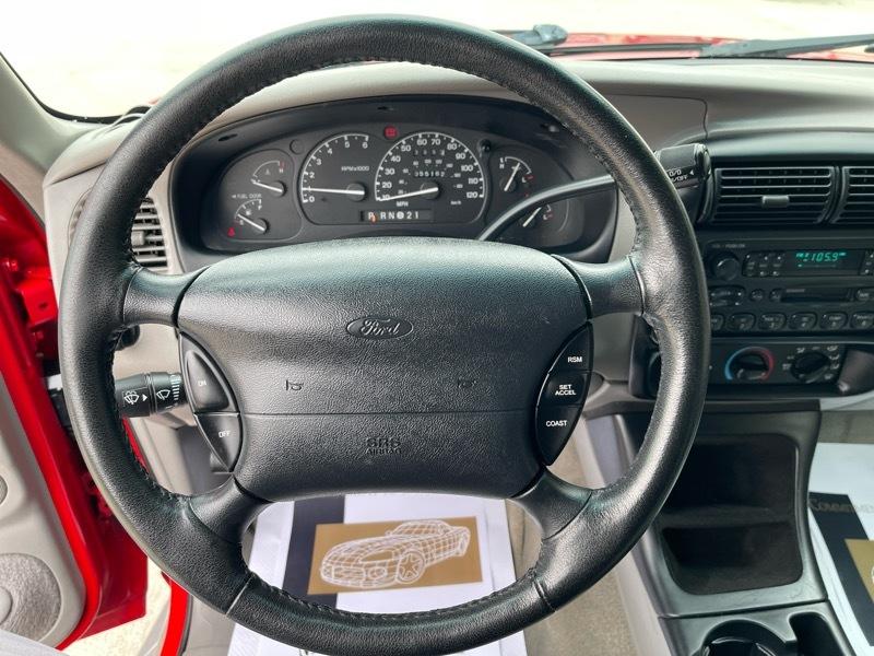 Ford Explorer XLT 4-Door 4WD 1998