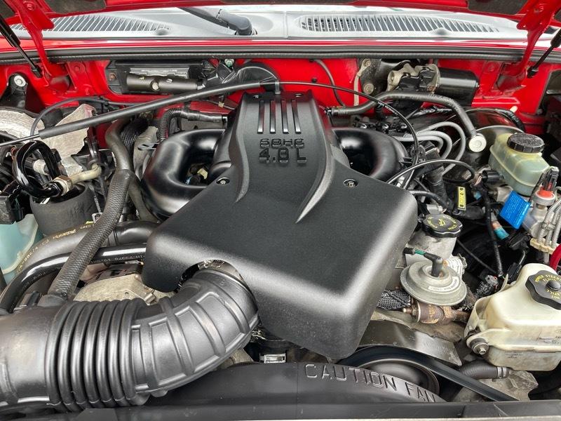 Ford Explorer XLT 4-Door 4WD 1998