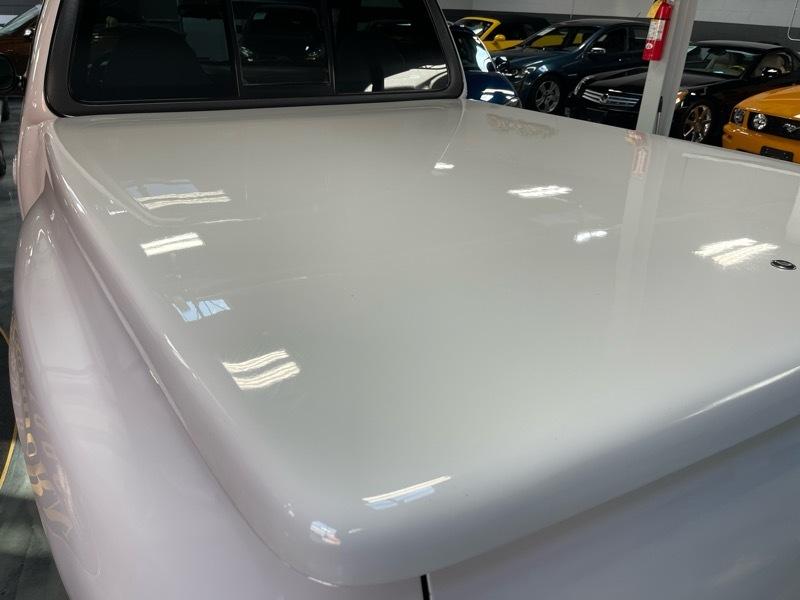 Ford F-150 SVT Lightning 2WD 2003