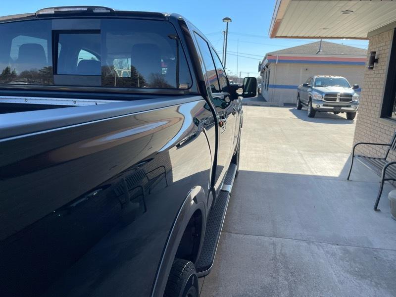 Nissan Titan XD Platinum Reserve 4WD Diesel 2016