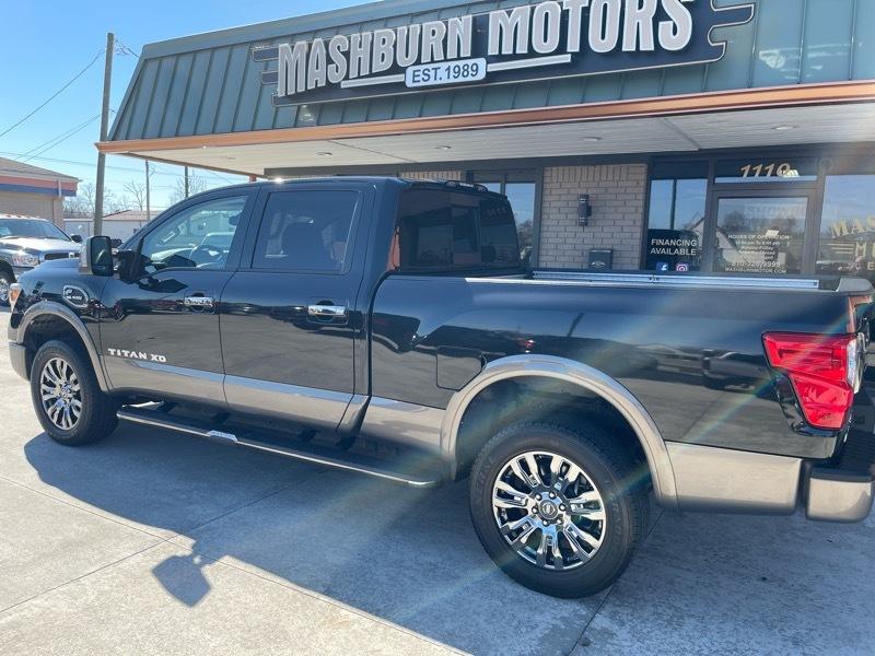 Nissan Titan XD Platinum Reserve 4WD Diesel 2016