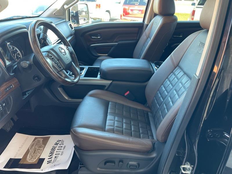 Nissan Titan XD Platinum Reserve 4WD Diesel 2016