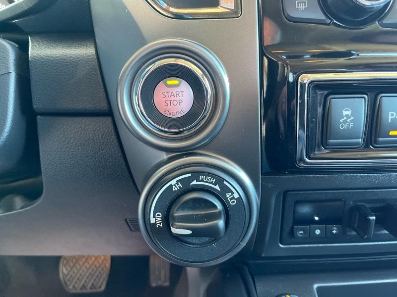 Nissan Titan XD Platinum Reserve 4WD Diesel 2016