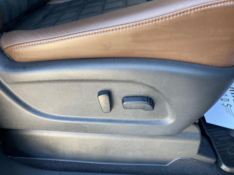 Nissan Titan XD Platinum Reserve 4WD Diesel 2016