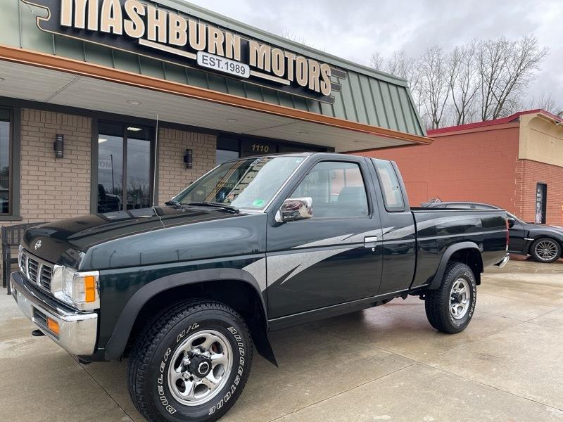 Nissan Pickup XE King Cab 4WD 1994