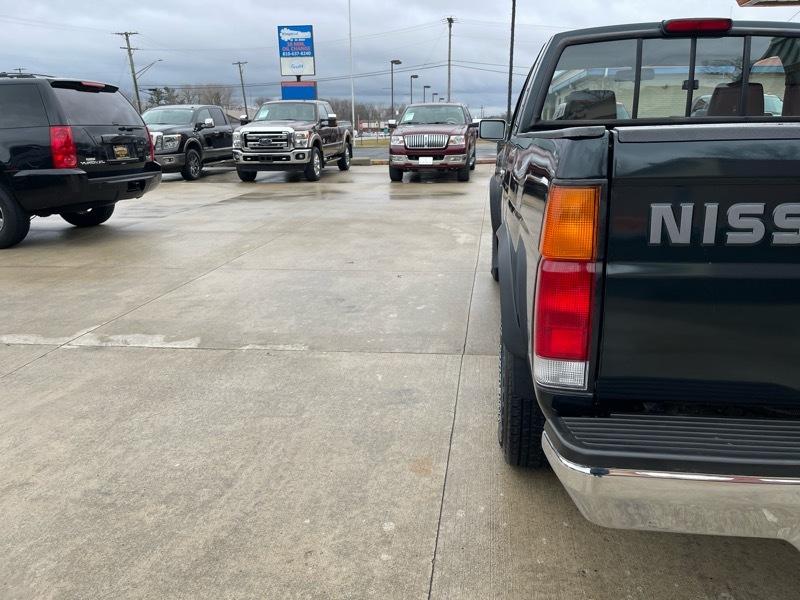 Nissan Pickup XE King Cab 4WD 1994