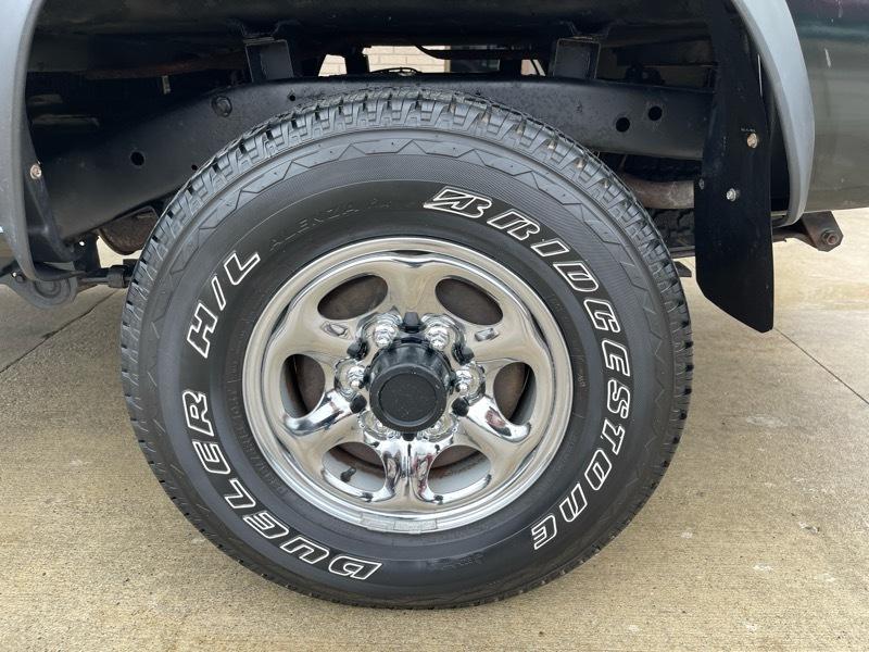 Nissan Pickup XE King Cab 4WD 1994