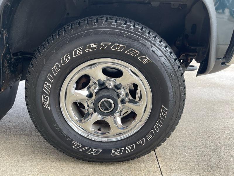 Nissan Pickup XE King Cab 4WD 1994