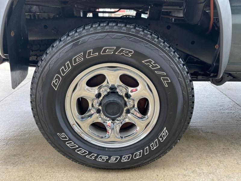 Nissan Pickup XE King Cab 4WD 1994