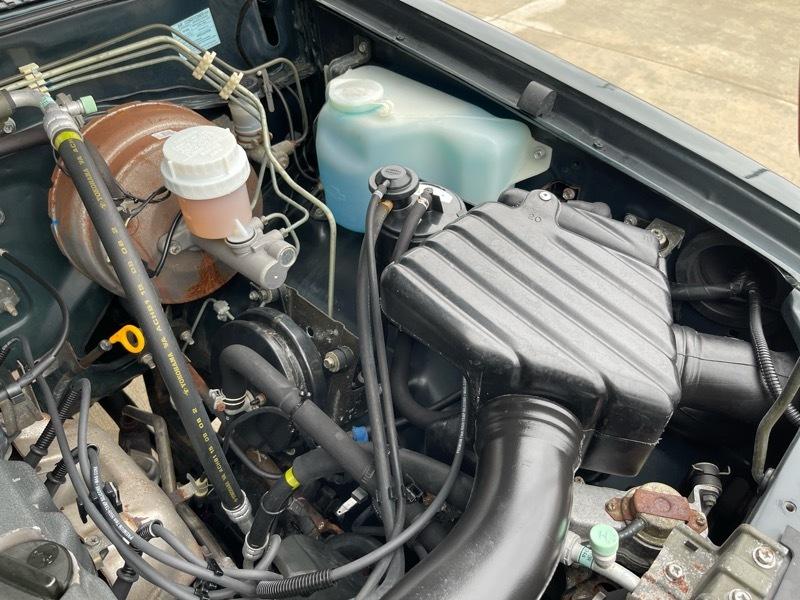 Nissan Pickup XE King Cab 4WD 1994