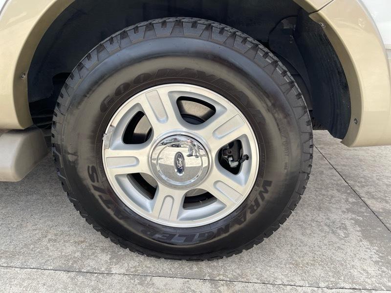Ford Expedition Eddie Bauer 2WD 2006