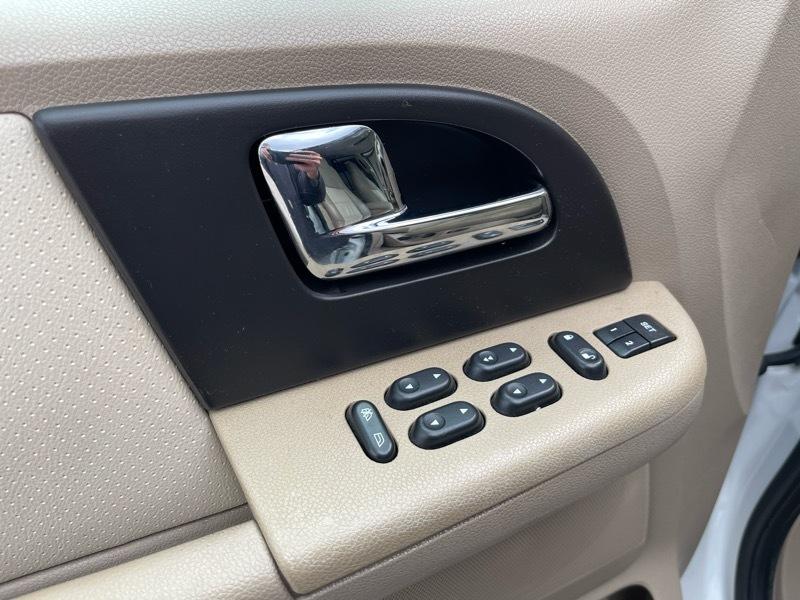 Ford Expedition Eddie Bauer 2WD 2006