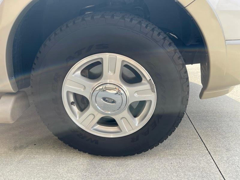 Ford Expedition Eddie Bauer 2WD 2006