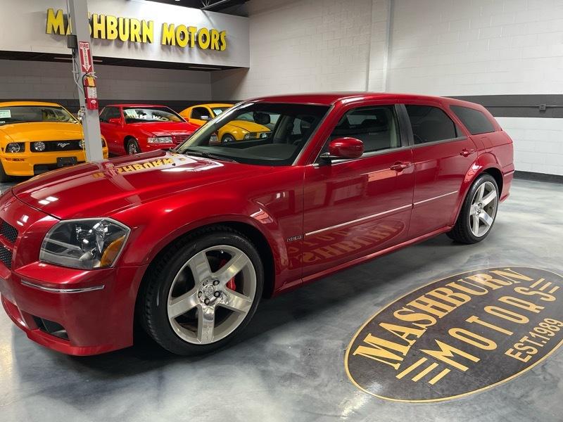 Dodge Magnum SRT-8 2006