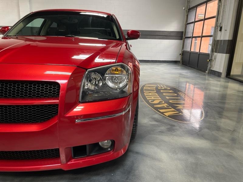 Dodge Magnum SRT-8 2006