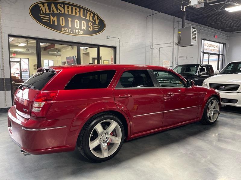 Dodge Magnum SRT-8 2006