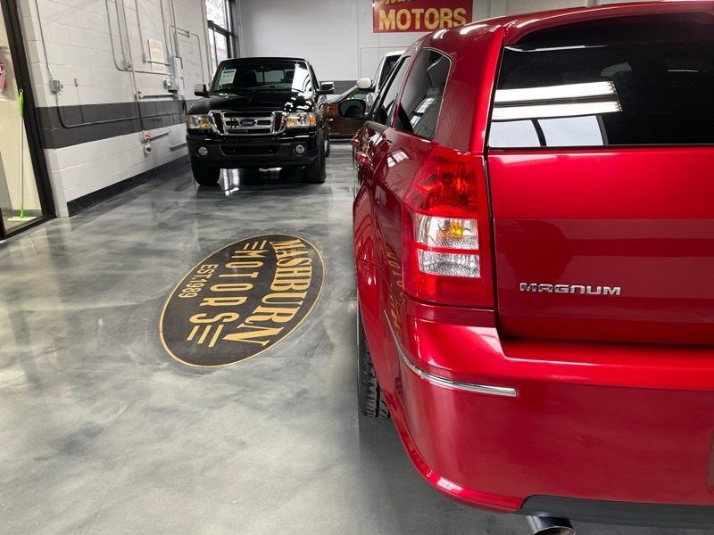 Dodge Magnum SRT-8 2006