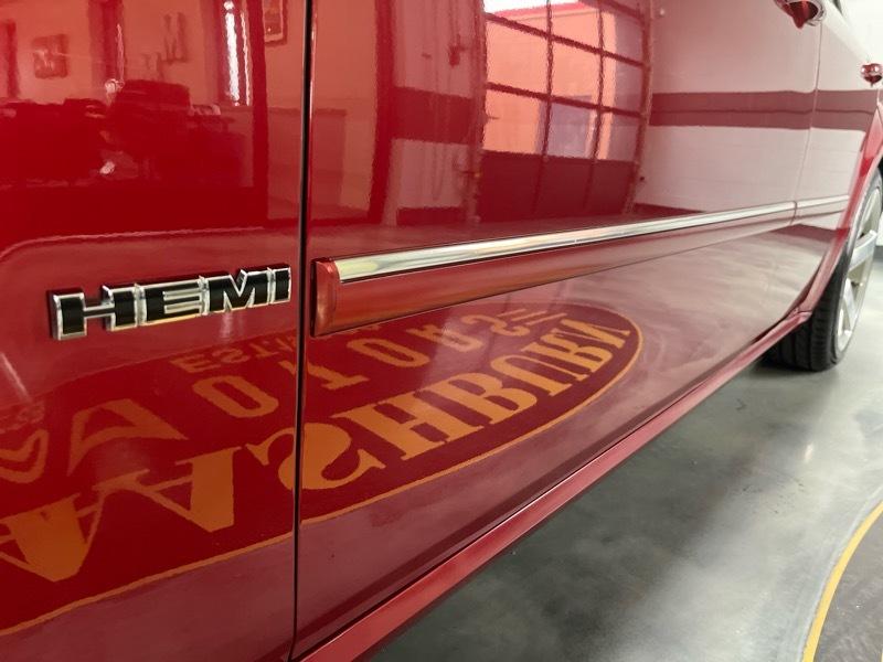 Dodge Magnum SRT-8 2006