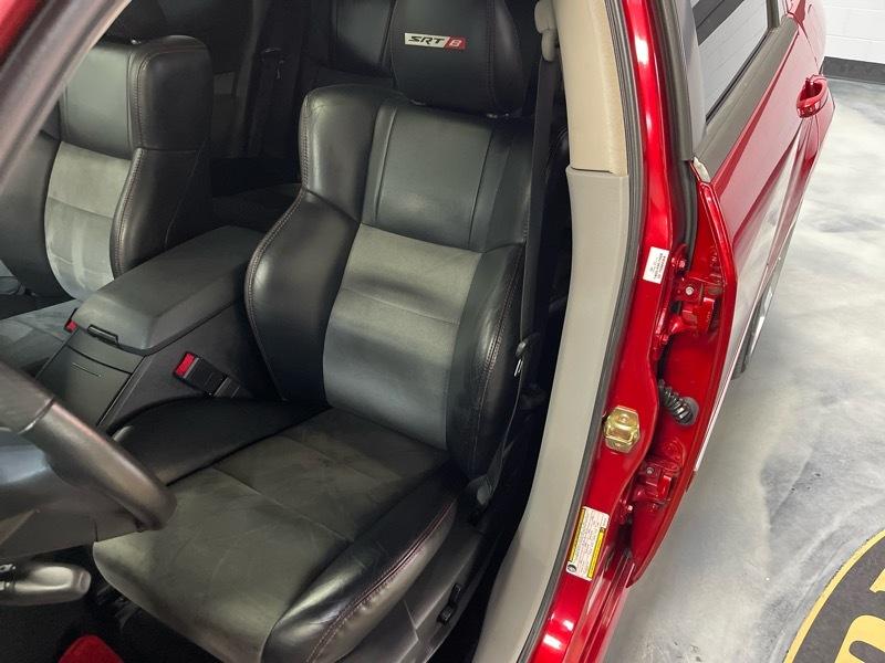 Dodge Magnum SRT-8 2006