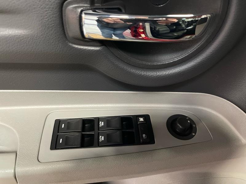 Dodge Magnum SRT-8 2006